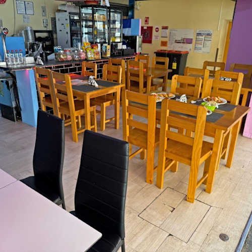 Interior de Irra's Express