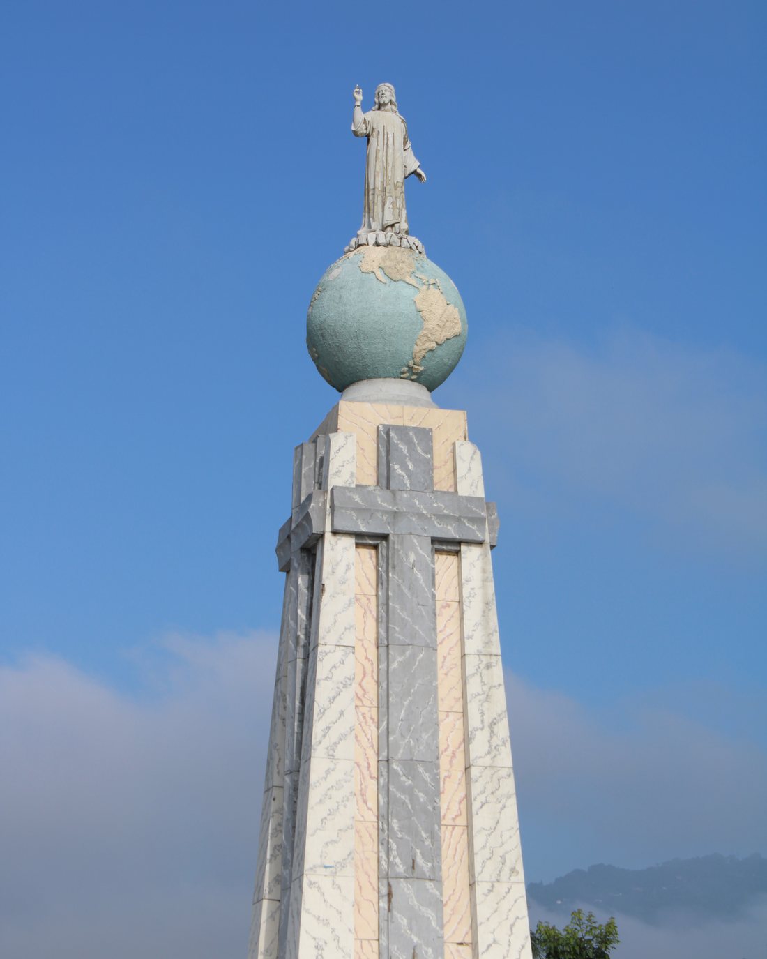 Monumento al Divino Salvador del Mundo, San Salvador